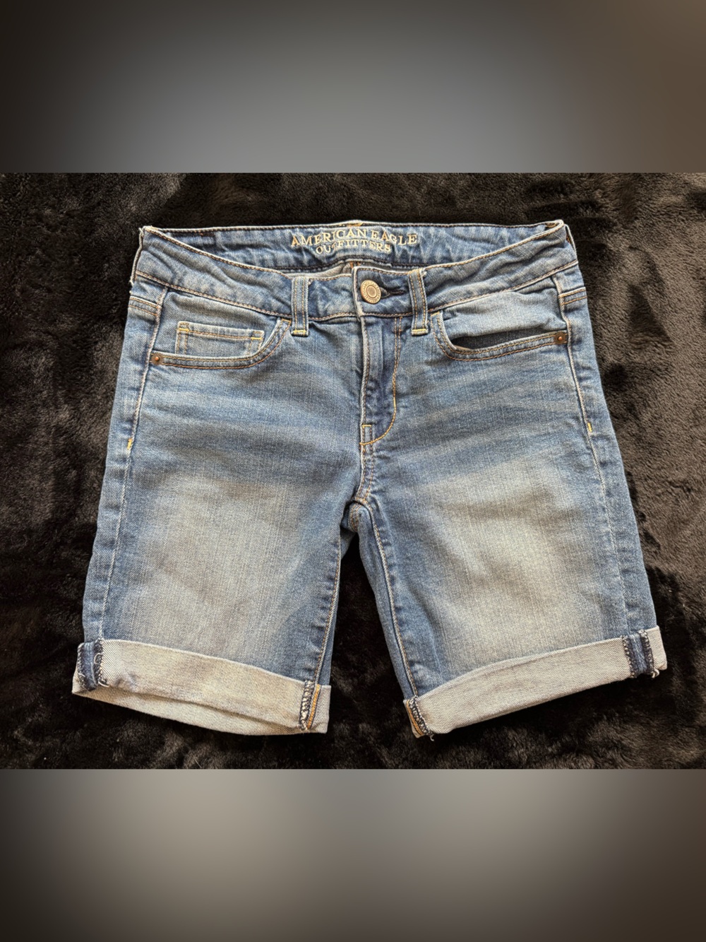 American Eagle Low Rise Shorts